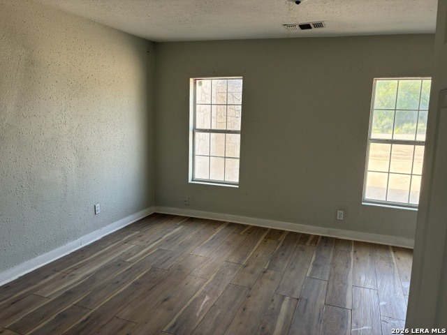 110 Tyler Ave Property Photo 8