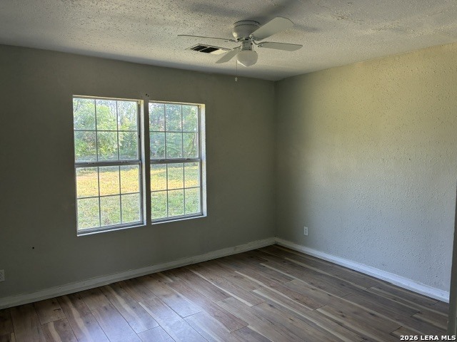 110 Tyler Ave Property Photo 9