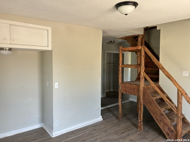 110 Tyler Ave Property Photo 14