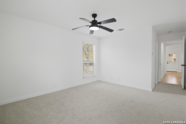 2718 Old Field Dr Property Photo 12