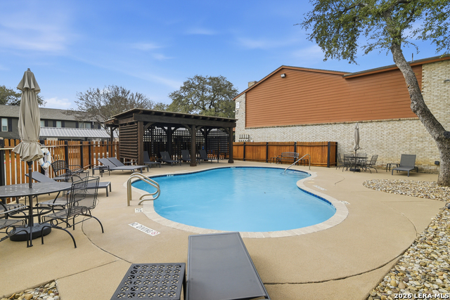 2718 Old Field Dr Property Photo 23