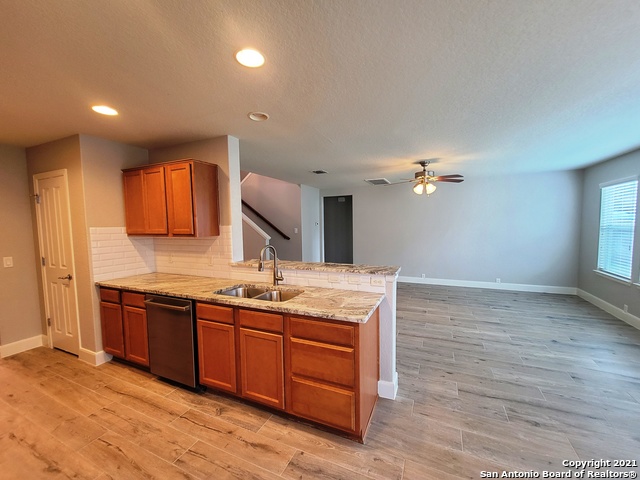 661 Silo St Property Photo 6