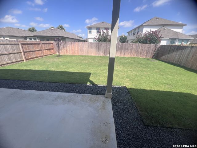 3237 Hyacinth Property Photo 28