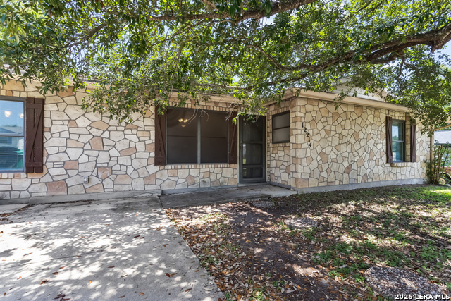 12214 Lone Shadow Trail Property Photo 3