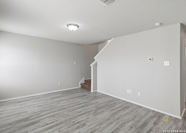 7526 Crestway Rdg Property Photo 6
