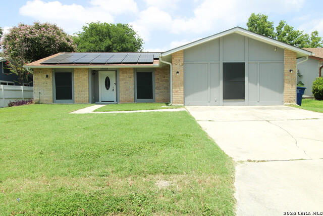 10535 Breeds Hill Property Photo 2