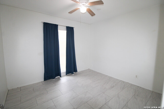 10535 Breeds Hill Property Photo 12