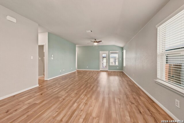 307 Goodfella Ave Property Photo 5