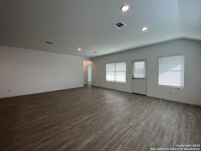 7010 Pail Place Property Photo 8