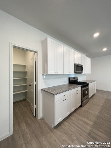 7010 Pail Place Property Photo 15