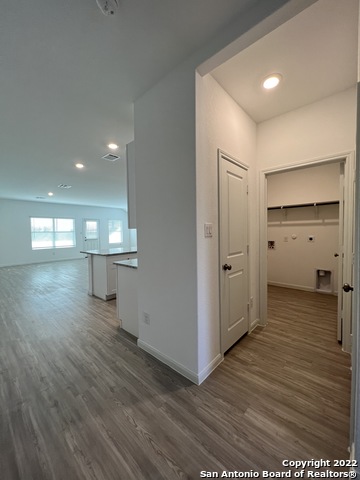 7010 Pail Place Property Photo 28