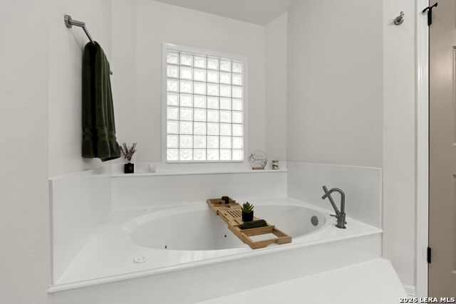 26231 Autumn Gln Property Photo 18