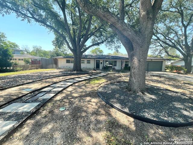 512 ANTLER DR Property Photo 1