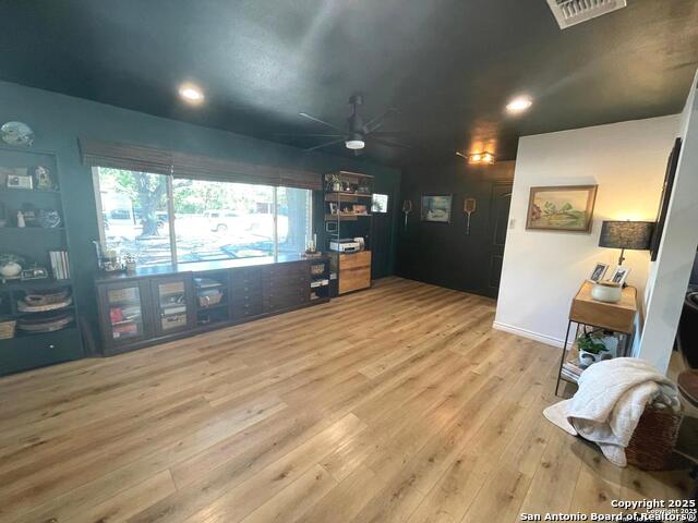 512 Antler Dr Property Photo 5