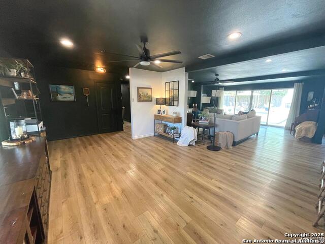 512 Antler Dr Property Photo 6