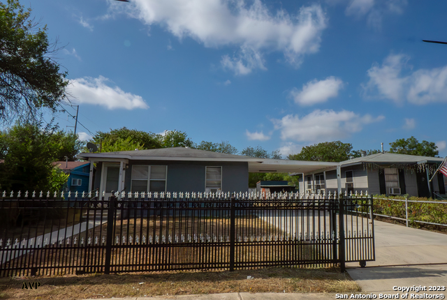 110 Jay Williams St Property Photo 1