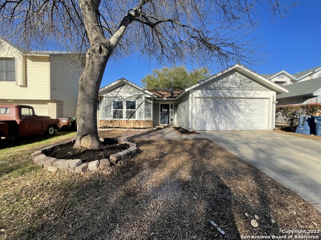 7131 WARRIOR TRL Property Photo 1