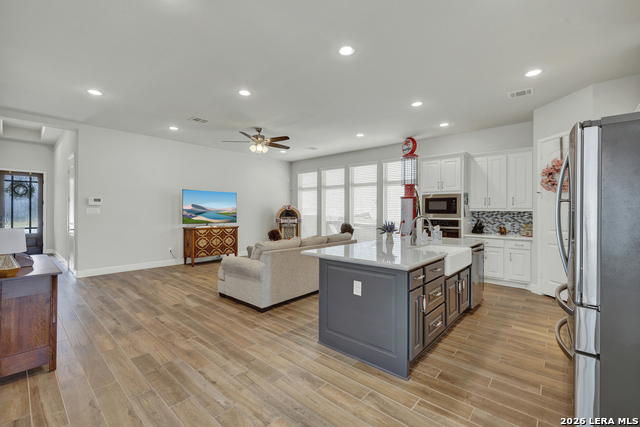 3121 Nister Property Photo 13