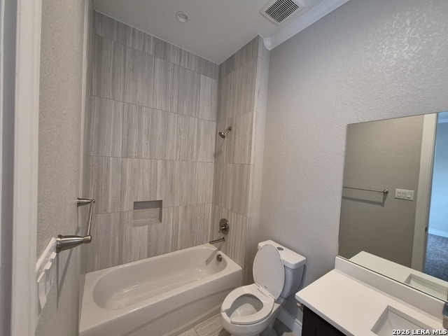 4815 Viewcrest Rd. Property Photo 5