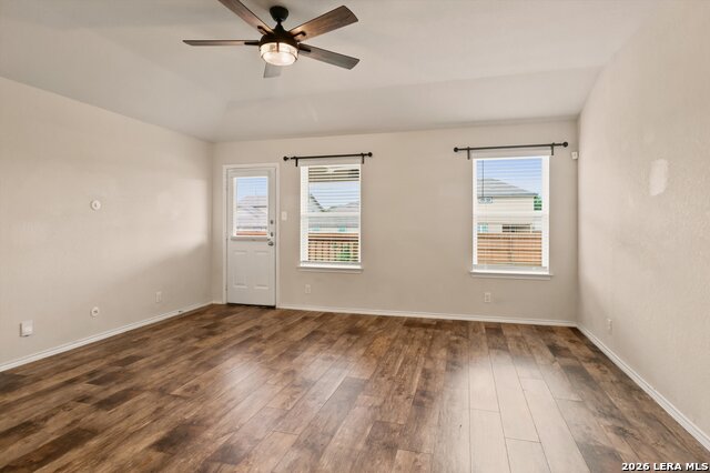 8106 Chestnut Blue Dr Property Photo 7
