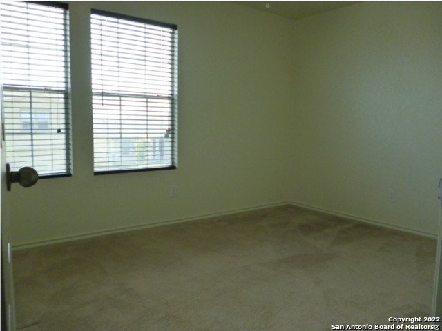 9119 Beech Grv Property Photo 8