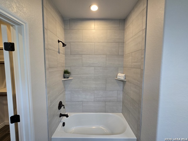 563 Irene Dr Property Photo 27