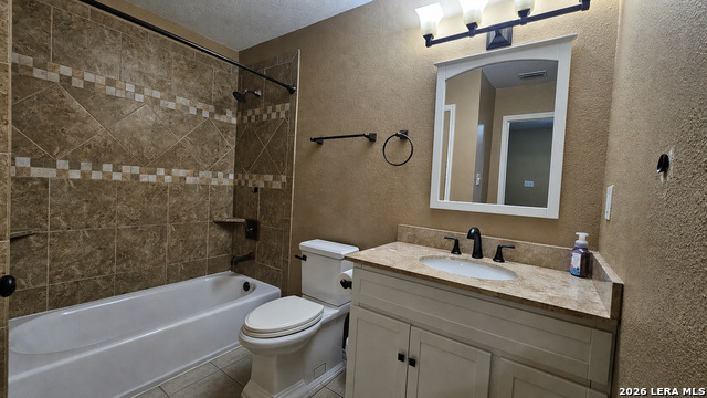 9539 Campton Farms Property Photo 32