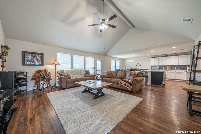 102 Clemente Zapata Property Photo 15