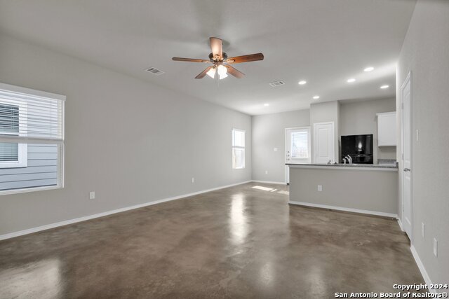 7239 Converse Ridge Ln Property Photo 3