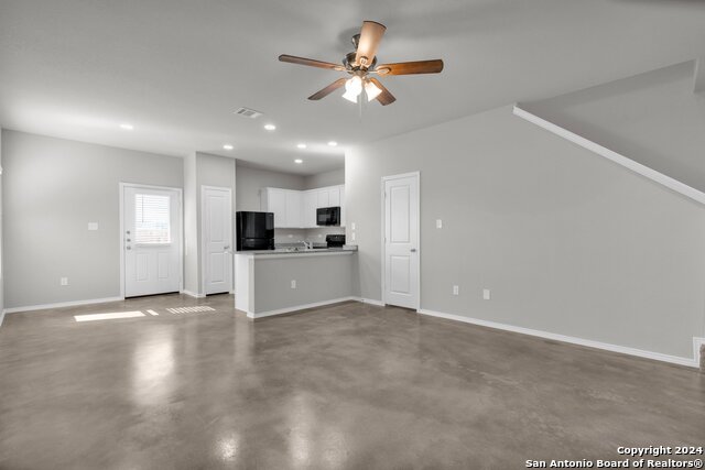 7239 Converse Ridge Ln Property Photo 5