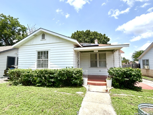 1627 Schley Ave Property Photo 1