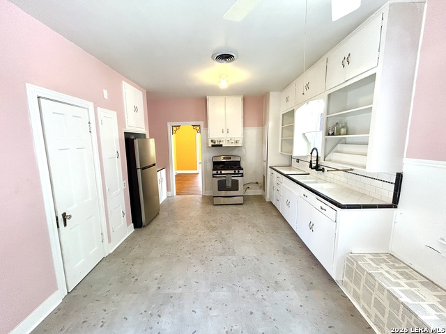1627 Schley Ave Property Photo 11