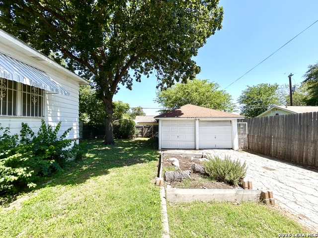 1627 Schley Ave Property Photo 24