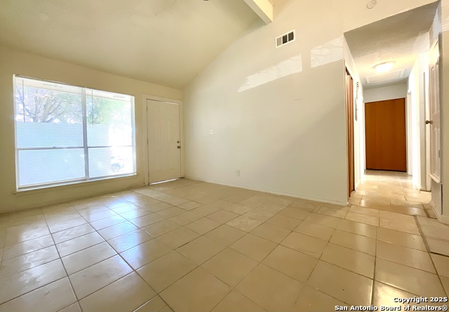 7237 Glen Bay Property Photo 4