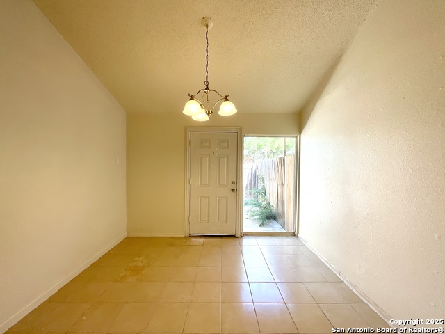 7237 Glen Bay Property Photo 10