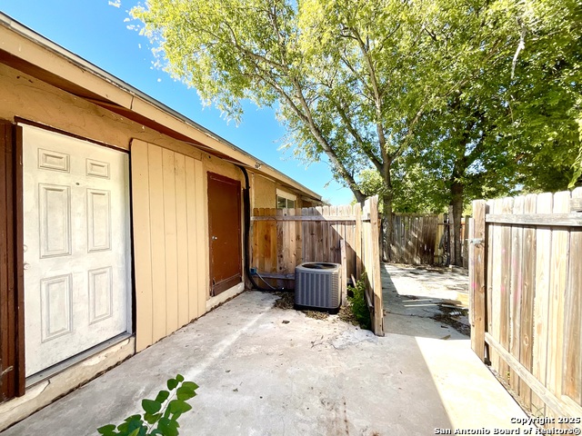 7237 Glen Bay Property Photo 30