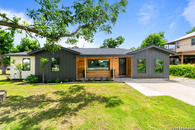 547 N CENTRAL AVE