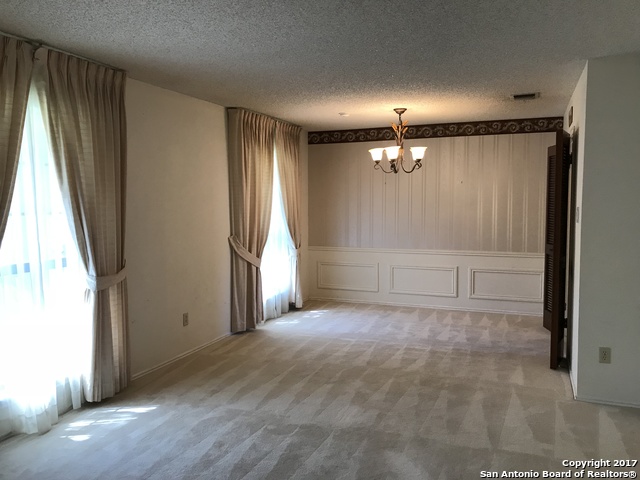 13851 Susancrest Dr Property Photo 16