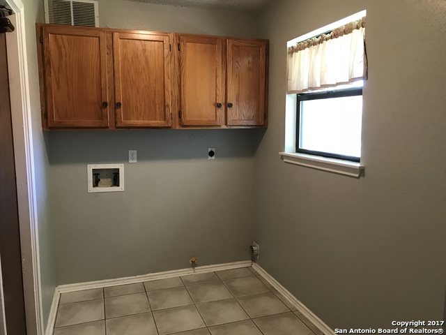 13851 Susancrest Dr Property Photo 17
