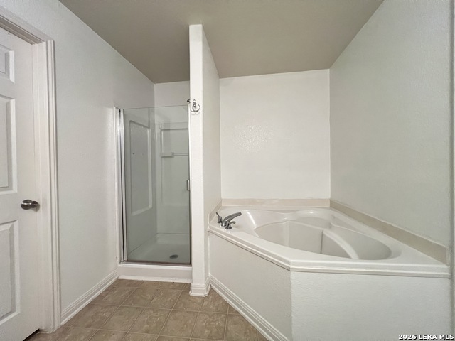 5706 Hickory Cyn Property Photo 17