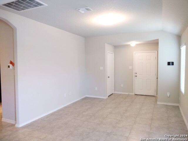 2024 Cassiopeia Bnd Property Photo 4