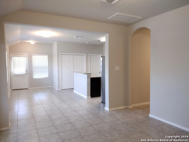 2024 Cassiopeia Bnd Property Photo 5