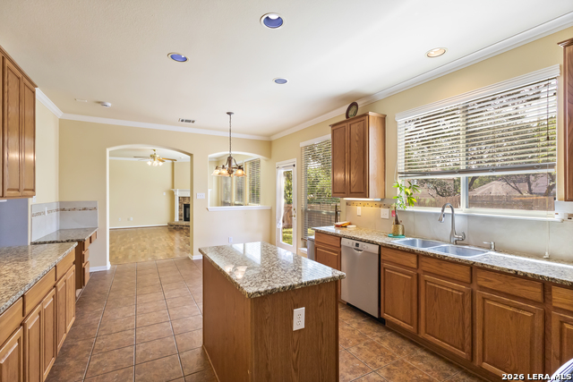 8506 Raton Way Property Photo 12