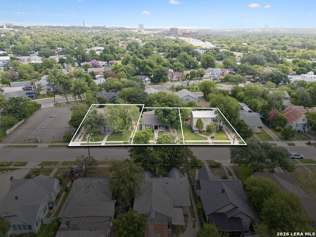 631 E Ashby Pl Property Photo 1