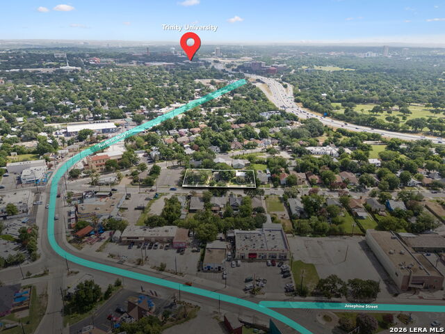 631 E Ashby Pl Property Photo 4