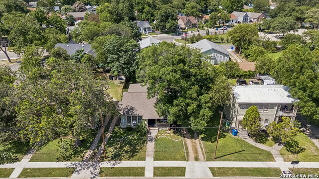 631 E Ashby Pl Property Photo 28