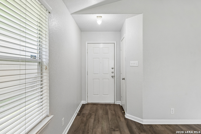 3318 Barrel Pass Property Photo 4