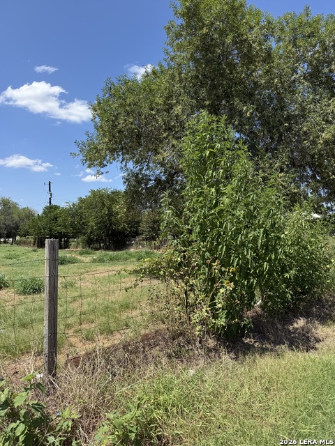1209 W Main St Property Photo 3