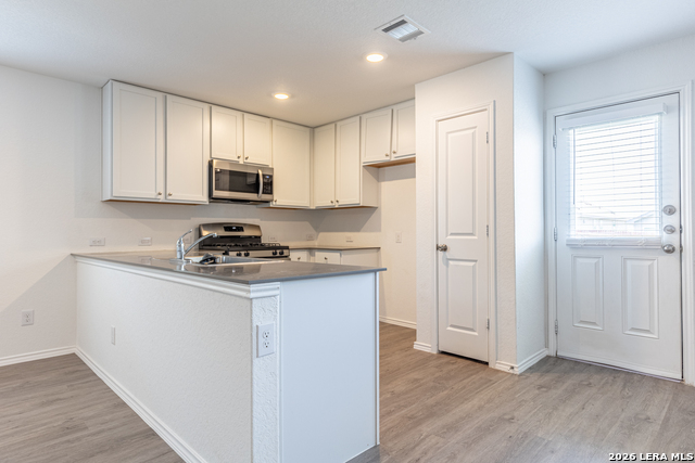 5319 Hornbeck Property Photo 8