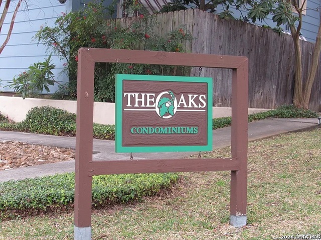 2300 Nacogdoches Property Photo 32